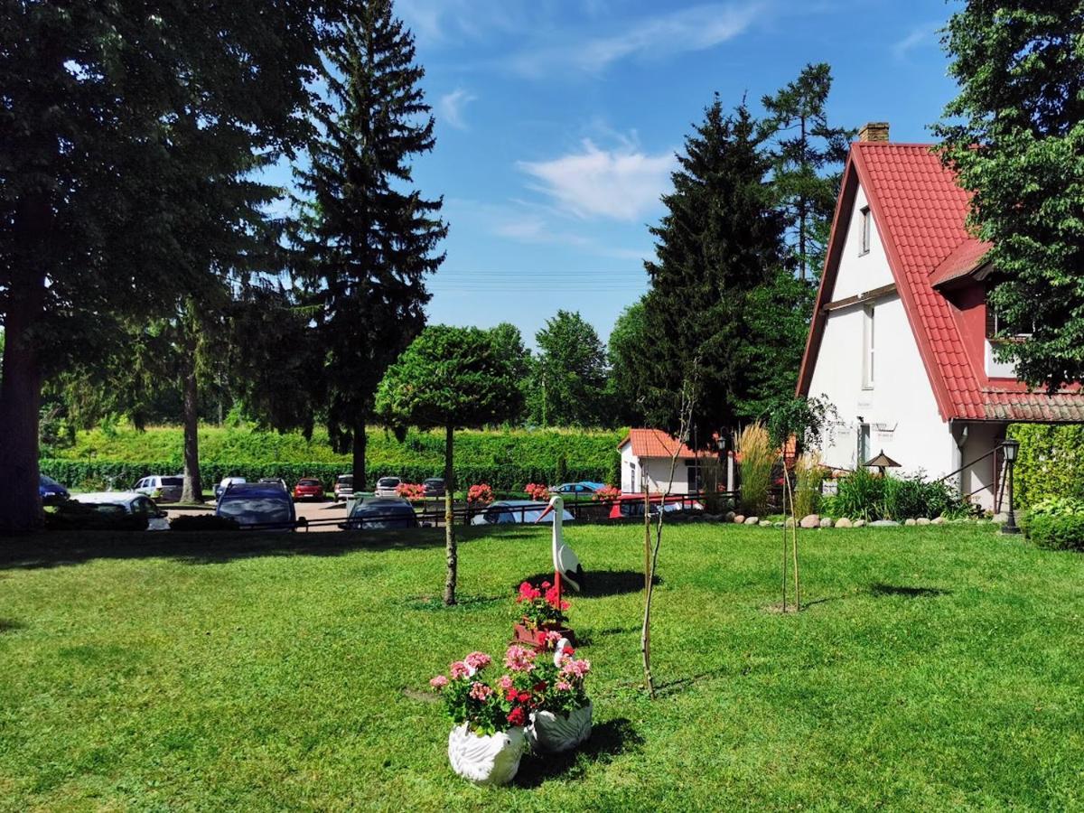 Dom Goscinny Mikołajki Exteriör bild